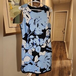 Vince Camuto Size 12 Dress